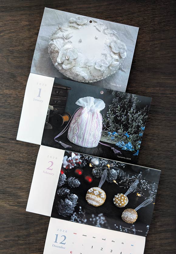 リュネビル刺繍カレンダー